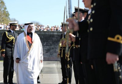 سمو ولي العهد يحضر تخريج طابور عرض القائد البحري ببريطانيا