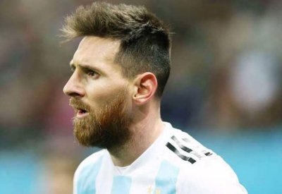نصيحة لميسي: توقف عن اللعب مع برشلونة