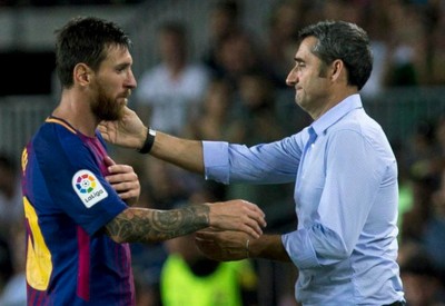مدرب برشلونة : "الكأس" فرصة للتخلص من الإحباط