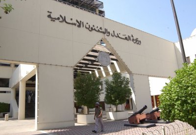 سجن 4 آسيويين 3 و5 سنوات لاستغلالهم آسيوية بالدعارة