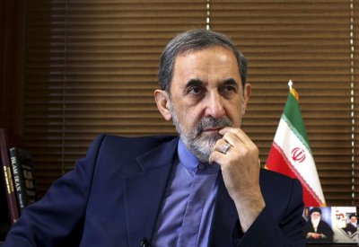 ولايتي: طهران ستنسحب من الاتفاق النووي في حال أقدمت واشنطن على ذلك