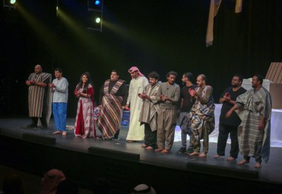 البيادر يختتم عروض مسرحية أحلام مسمومة