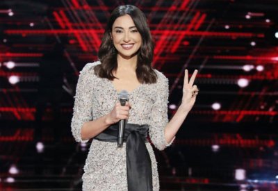 العروض المباشرة لبرنامج The Voice تبرز ناردين فرج كأيقونة الموضة 