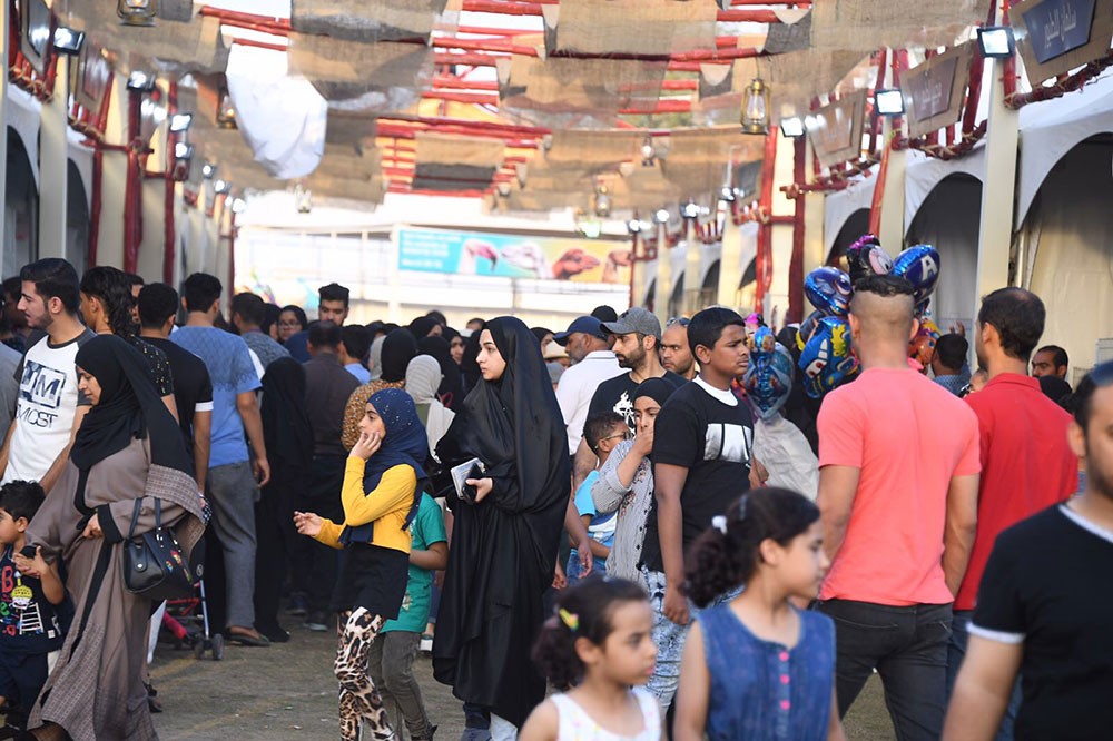 عالم الأسماك وخيمة الألعاب تجذبان زوار معرض "مراعي"