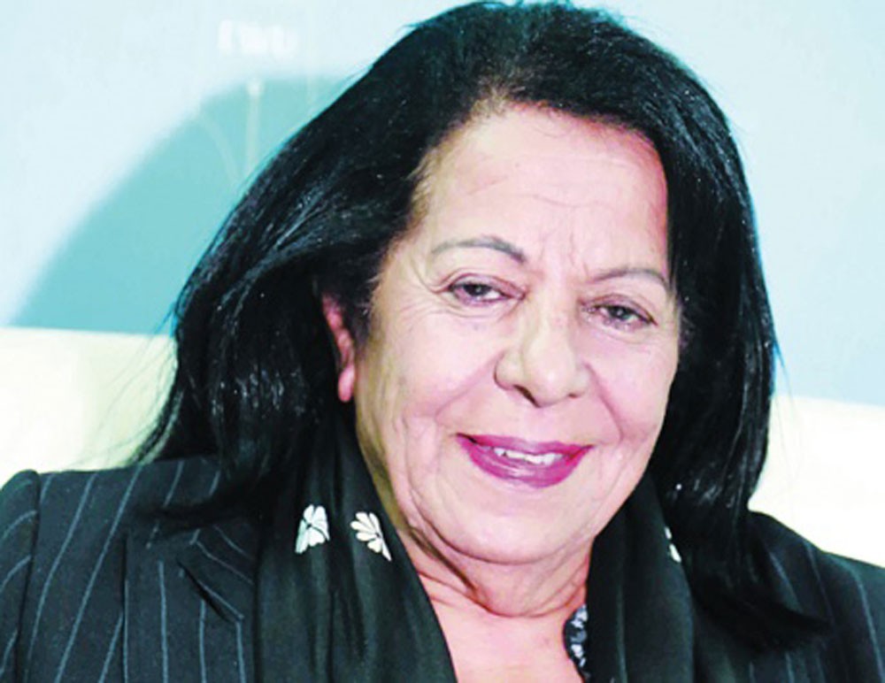 سلطة البلاغة دراسة لحمدة خميس