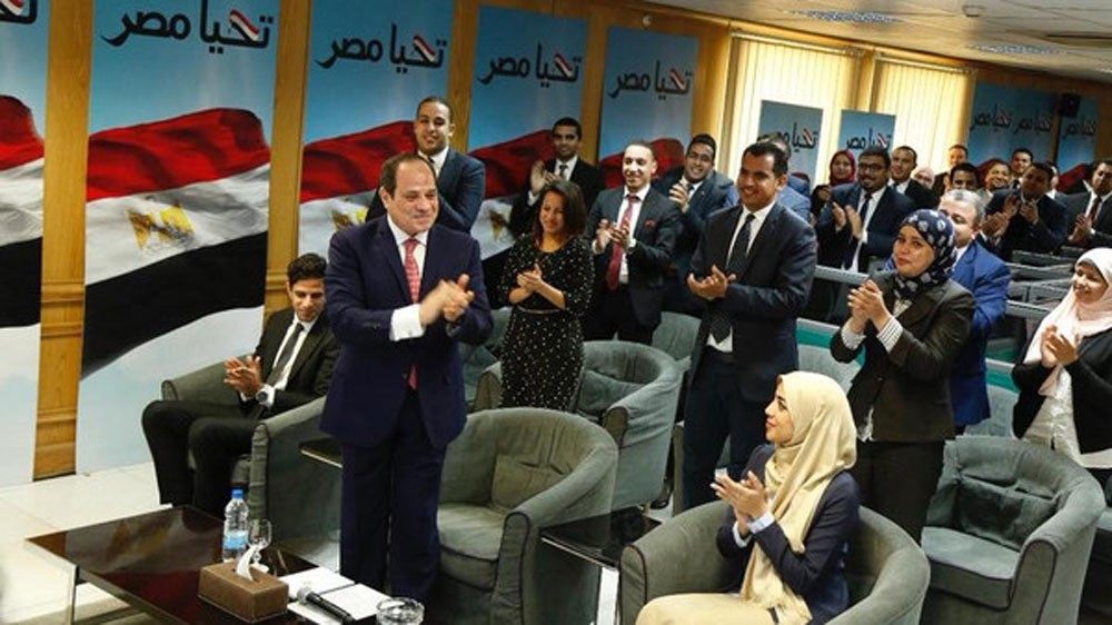 السيسي يشكر منافسه ويتعهد بمواصلة التنمية والاستقرار