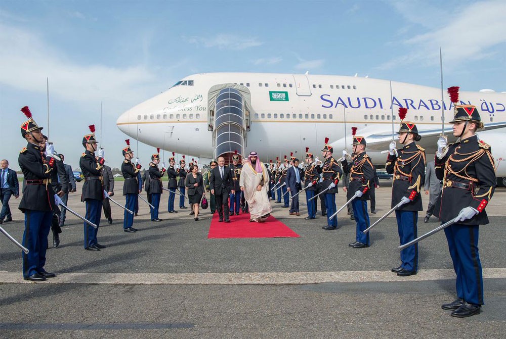 ولي العهد السعودي محمد بن سلمان يصل إلى باريس