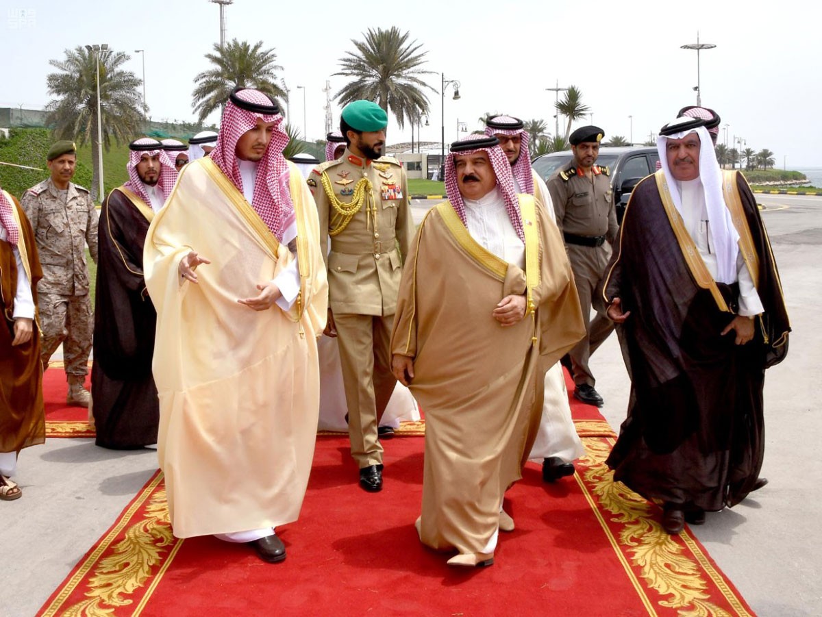 الملك: دور محوري تضطلع به السعودية في دعم العمل العربي