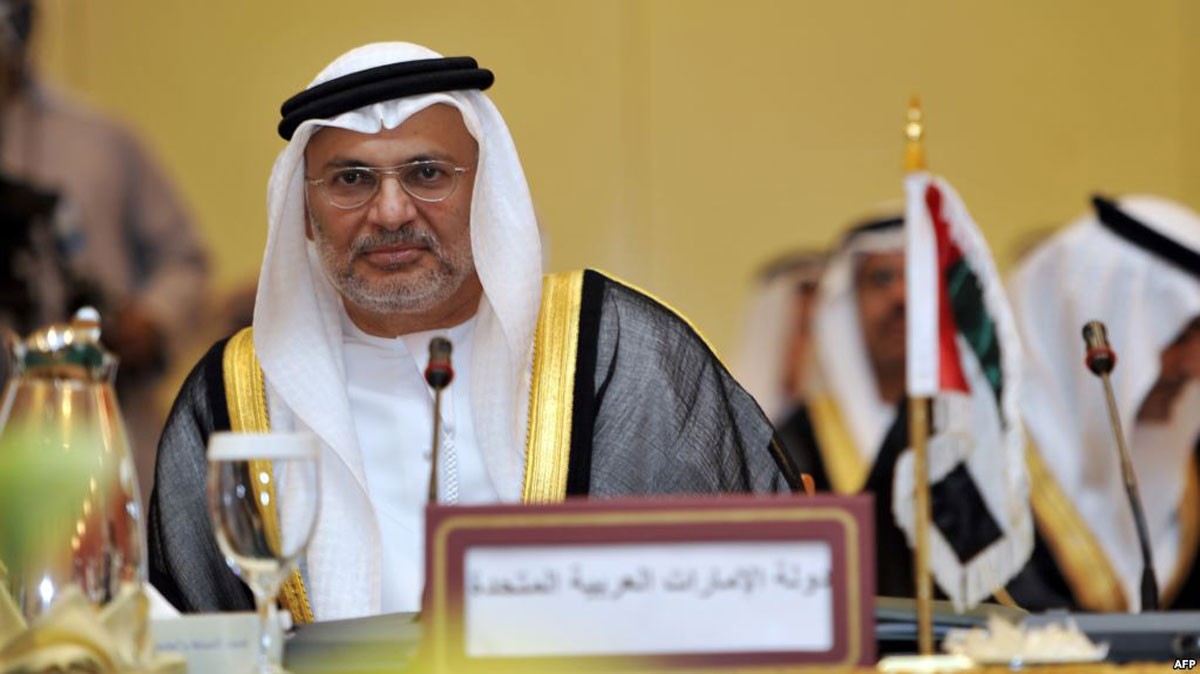 قرقاش: غياب أمير قطر عن القمة نتيجة طبيعية للمكابرة