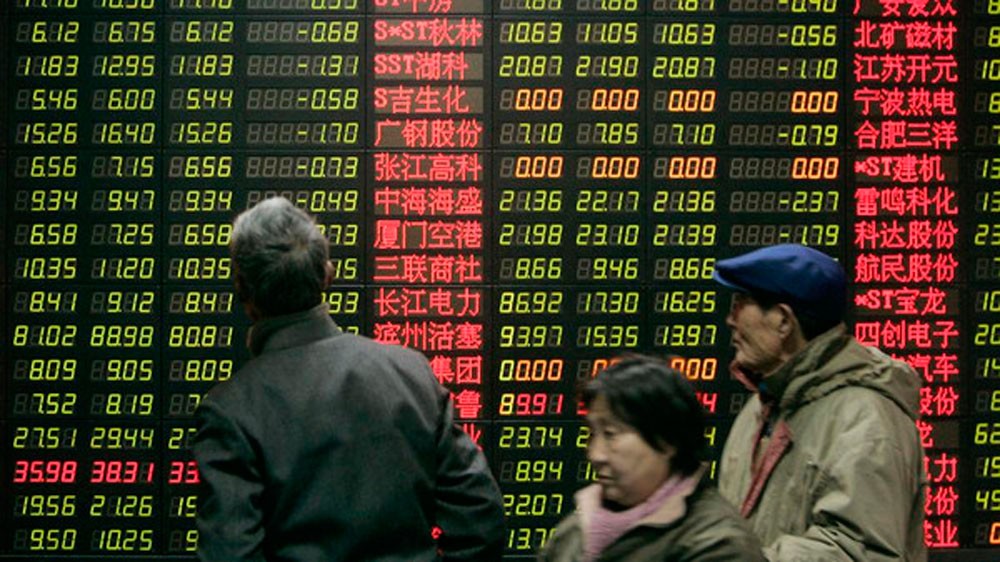 الأسواق الصينية تتراجع بقوة بسبب تشريعات جديدة
