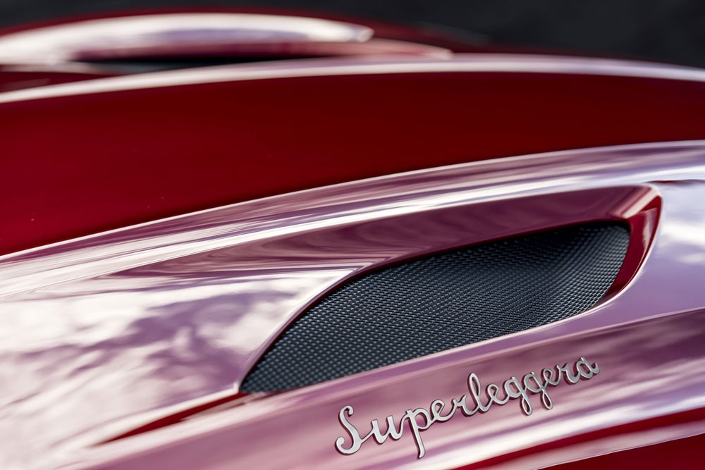 تاريخ عريق لسيارة رائدة DBS Superleggera يعود من جديد