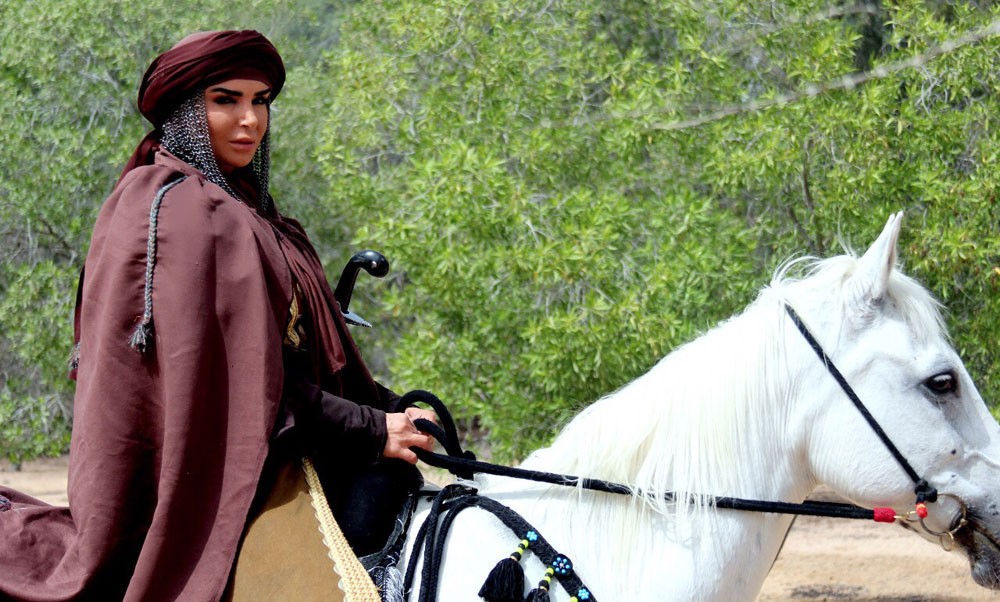 الفنانة أميرة سمير الى جانب قصي خولي في هارون الرشيد