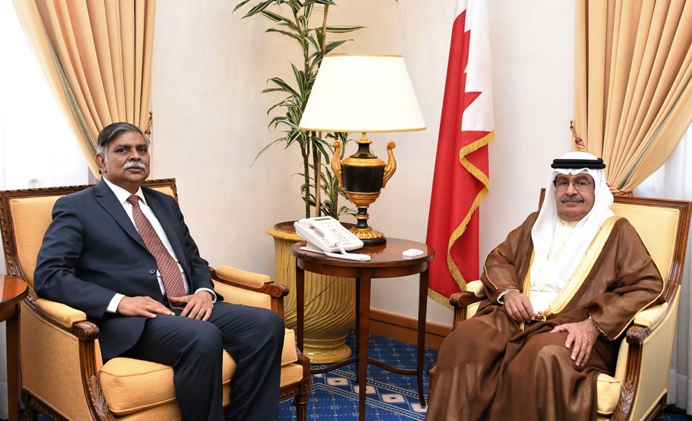 سمو الشيخ علي بن خليفة آل خليفة يستقبل السفير الهندي