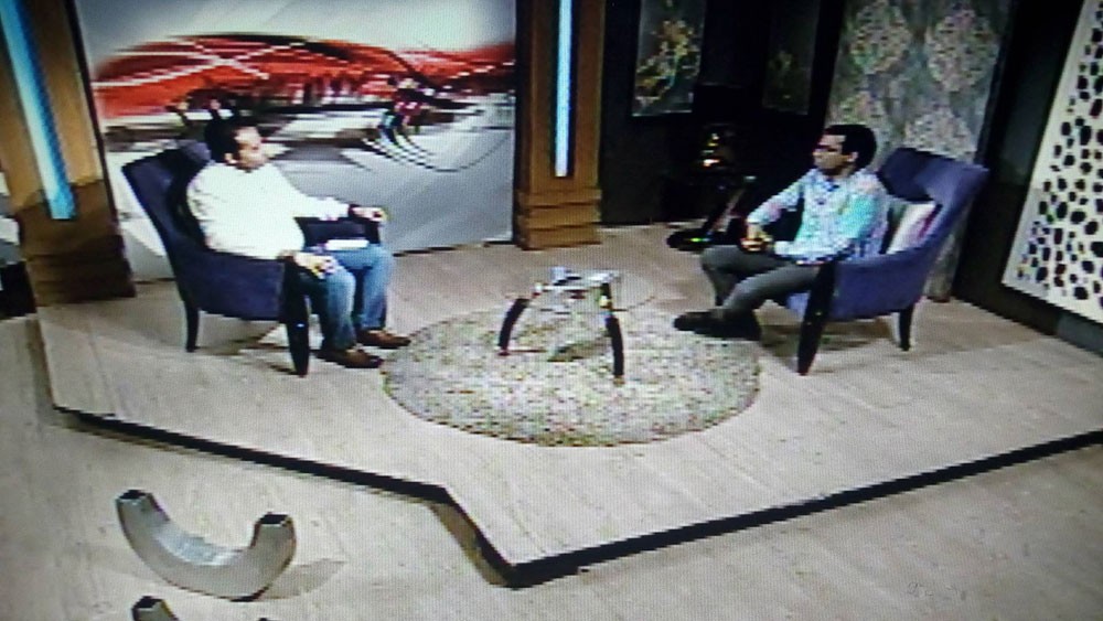 "اتفرج يا سلام" على "البيانو" و"جرس الباب" 
