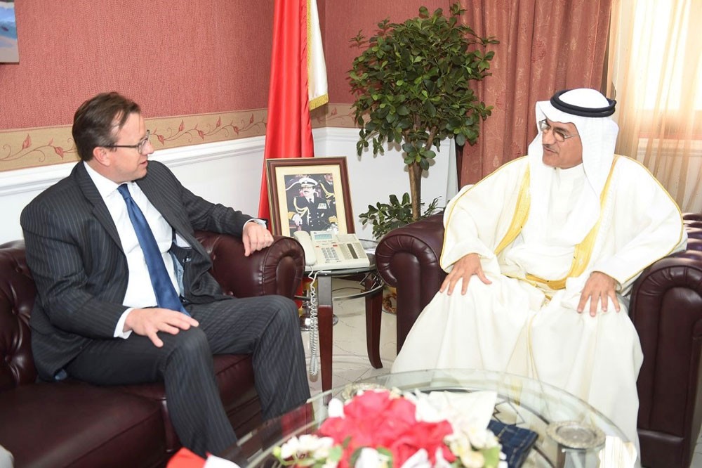 السفير الأميركي يزور المحافظة الشمالية