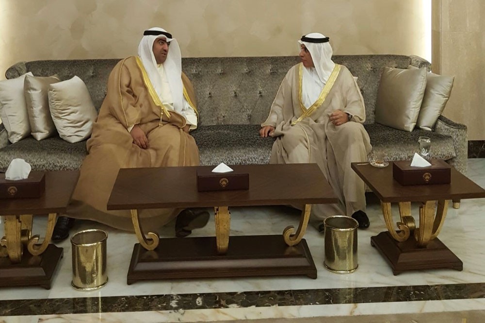 وزير الصناعة والتجارة والسياحة يجتمع بوزير التجارة والصناعة بدولة الكويت