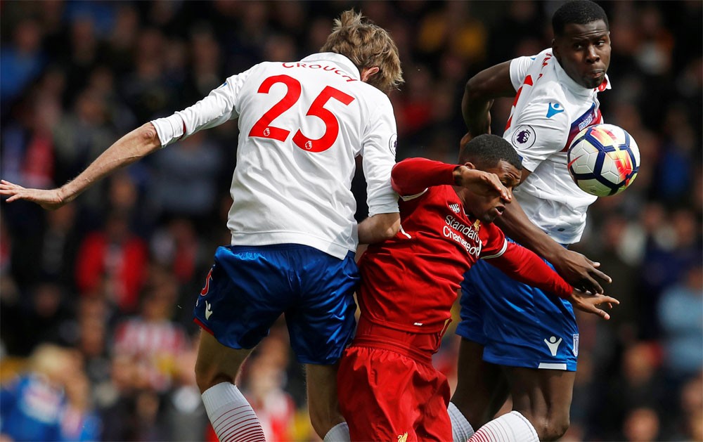 ليفربول يخرج متعادلاً أمام ستوك سيتي