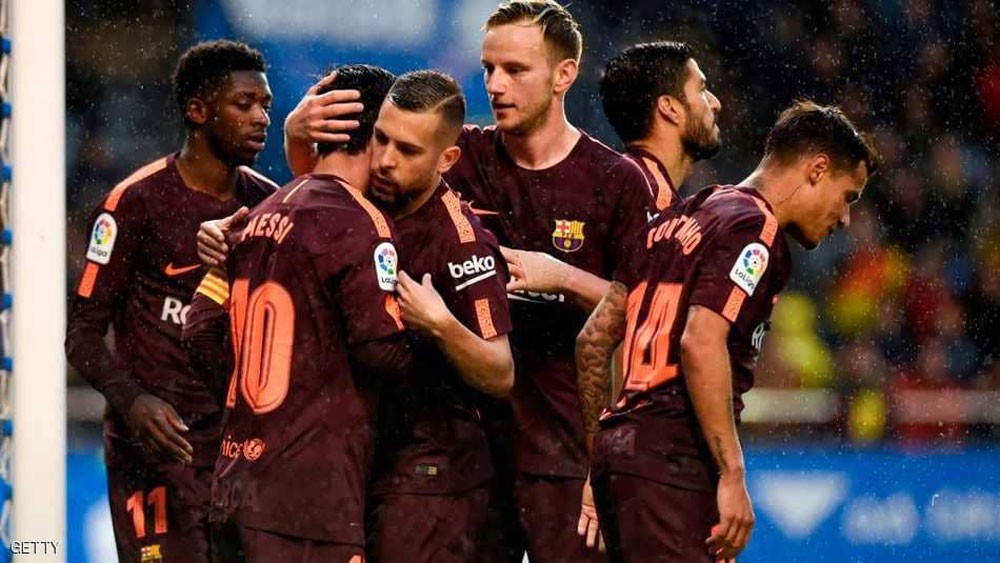 ميسي يقود برشلونة للتتويج بالدوري الإسباني