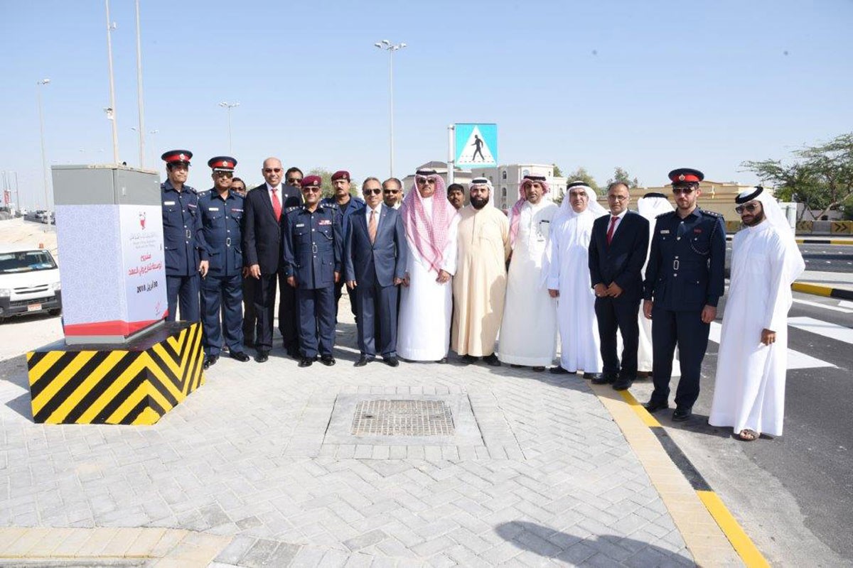 وزير الأشغال يفتتح شارع ولي العهد