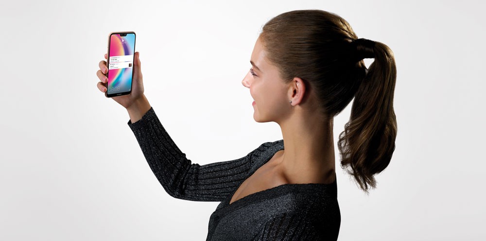 اعتبارات التصميم الكامنة وراء نسبة العرض إلى الارتفاع 19:9 في هاتف HUAWEI nova 3e