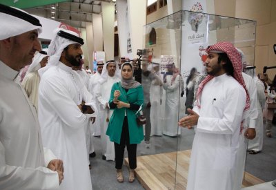 ناصر بن حمد: نهجنا اشراك الشباب في صياغة وصناعة البرامج المقدمة لهم