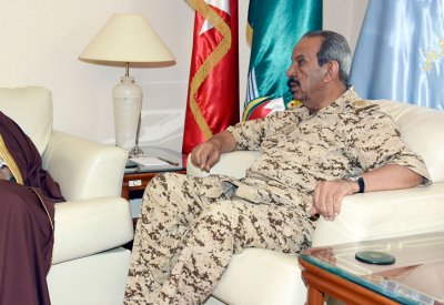 القائد العام لقوة دفاع البحرين يستقبل سعادة سفير البحرين لدى الإمارات