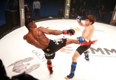 انطلاق مسابقة MMA.. ومنافسات مصارعة الإخضاع