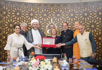 رئيس الأوقاف الجعفرية يبحث آفاق التعاون مع مركز الملك حمد العالمي للتعايش