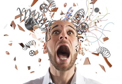 نصيحة.. تناول هذه الأطعمة أثناء العمل فهي تخفف التوتر!