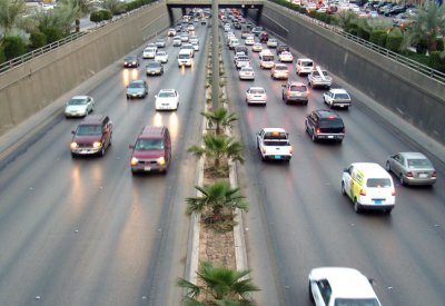 تطبيق رسوم على بعض الطرق في السعودية بحلول 2020