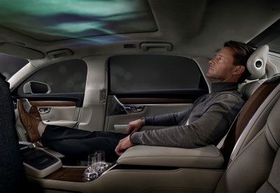 "فولفو " تكشف النقاب عن "S90 Ambience Concept"