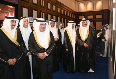 بالصور... سمو الشيخ علي بن خليفة يرعى حفل "باس" بمناسبة 40 عاماً