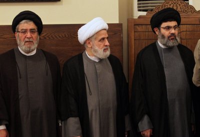 14 فردا وكيانا.. هؤلاء إرهابيو حزب الله الجدد بالقائمة