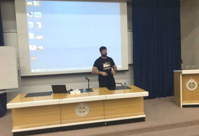 جمشير يعرف منتسبي جامعة البحرين بأساليب تخفيف الوزن الصحية