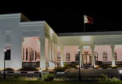 القائد العام يستقبل عدداً من السفراء والوزراء لتهنئة معاليه بحلول شهر رمضان المبارك