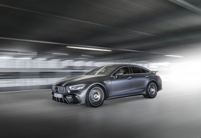 لمسات أنيقة ومتفرّدة لسيارة AMG GT كوبيه بأربعة أبواب