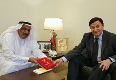 حسن فخرو يستقبل عبدالله الحويحي