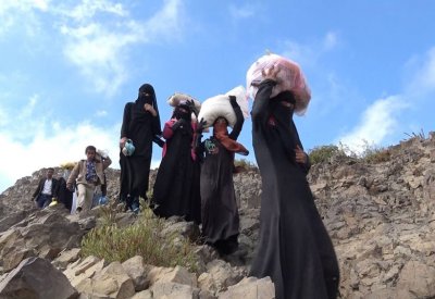 تعز.. ميليشيات الحوثي تهجّر 44 أسرة قسرياً الشهر الماضي