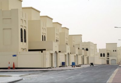 وزير الإسكان: إعداد قوائم المستفيدين بالمشاريع تمهيدًا لتوزيع 5000 وحدة