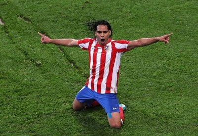 حكم بالسجن و9 ملايين يورو غرامة على فالكاو