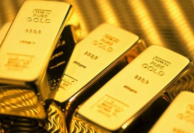 الذهب يرتفع مع تراجع الدولار