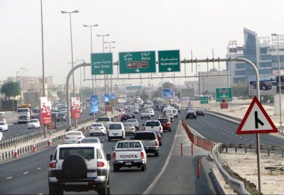 الخياط: طرح 9 وترسية 19 مناقصات لشؤون الأشغال خلال أبريل