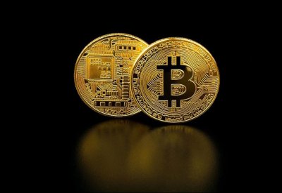 هزة عنيفة بسوق العملات الرقمية بعد تحقيقات أميركية