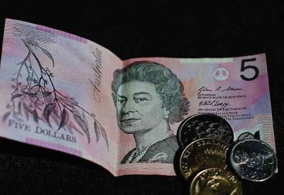 إضراب يوقف طباعة العملات الورقية في أستراليا