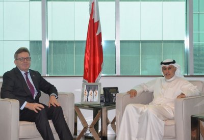 وزير "الصناعة" يودع السفير الألماني المعتمد لدى مملكة البحرين 