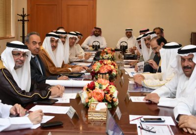خالد بن عبد الله يرأس اجتماع عمل إعداد خطة استكمال إحتياجات مدينة خليفة