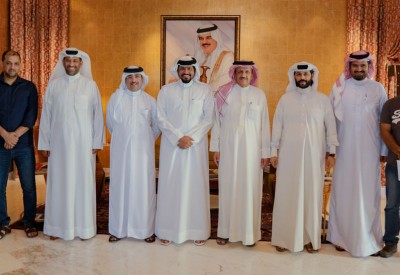 اللجنة المنظمة لدوري خالد بن حمد السادس لكرة قدم الصالات تعقد اجتماعًا دوريًا