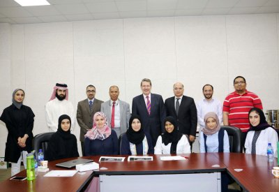 الطب النفسي في جامعة الخليج العربي يكرم فريقه ويعرض خططه المستقبلية