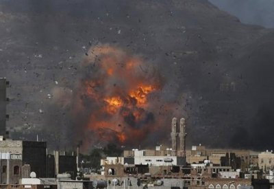 التحالف يقصف منصة إطلاق صواريخ للحوثيين في إب