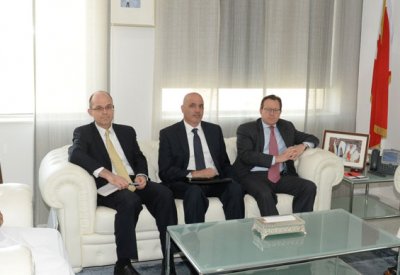 وزير المواصلات والاتصالات يستقبل سفير الولايات المتحدة الأمريكية لدى المملكة